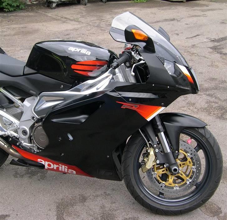 Aprilia RSV1000R billede 1