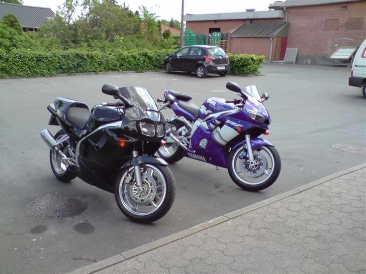 Yamaha YZF R6 (SOLGT) billede 4