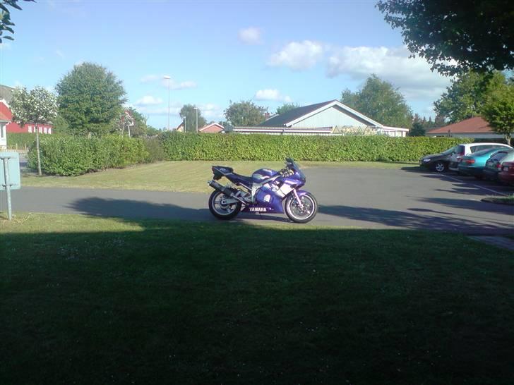 Yamaha YZF R6 (SOLGT) billede 10