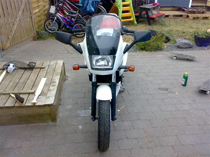 Kawasaki GPZ 500S billede 1