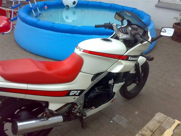 Kawasaki GPZ 500S billede 3