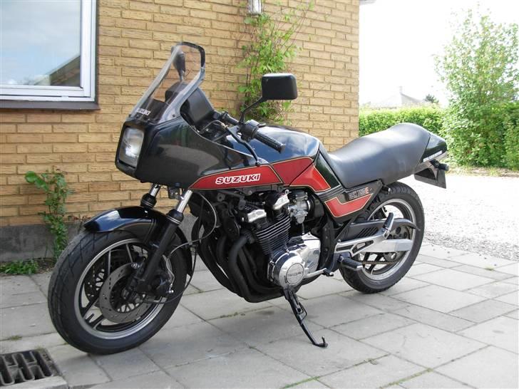 Suzuki gsx 750 es billede 1