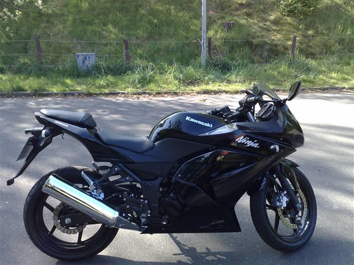 Kawasaki Ninja 250r billede 2