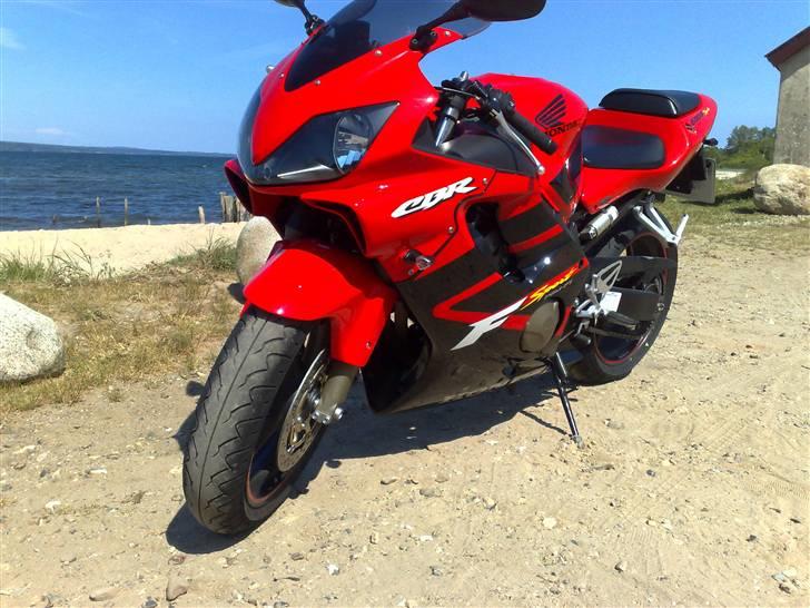 Honda CBR 600 Sport  *Solgt* - Den ser en anelse mere ond ud end standard 600eren billede 2
