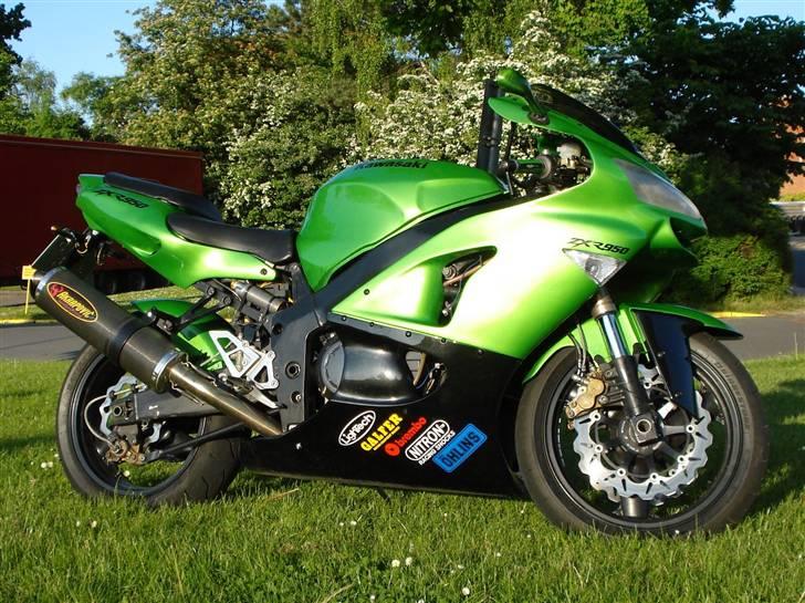 Kawasaki ZXR 950 ( SOLGT ) billede 8