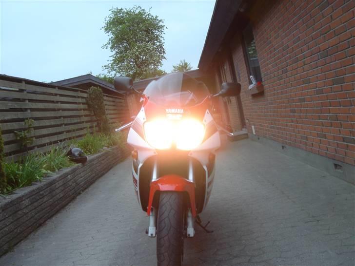 Yamaha YZF750R SOLGT! billede 6