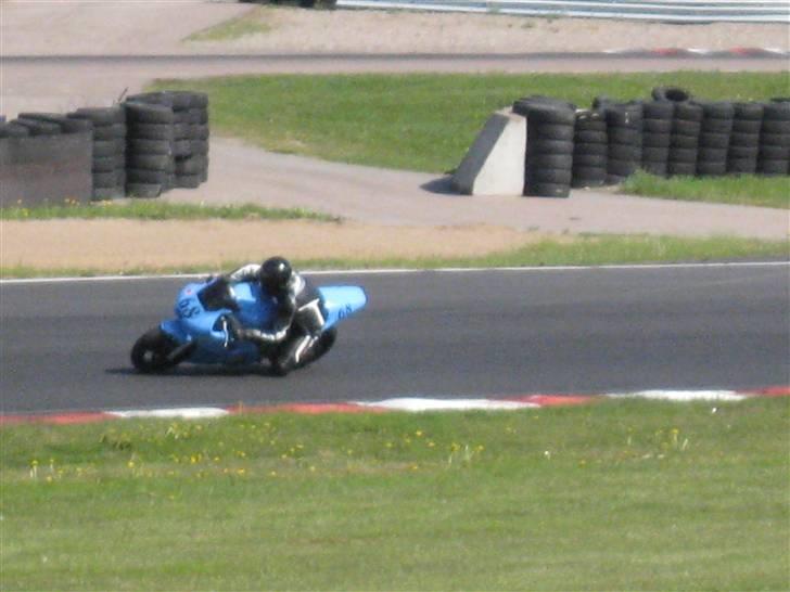 Yamaha YZF-R6 (Solgt) billede 2