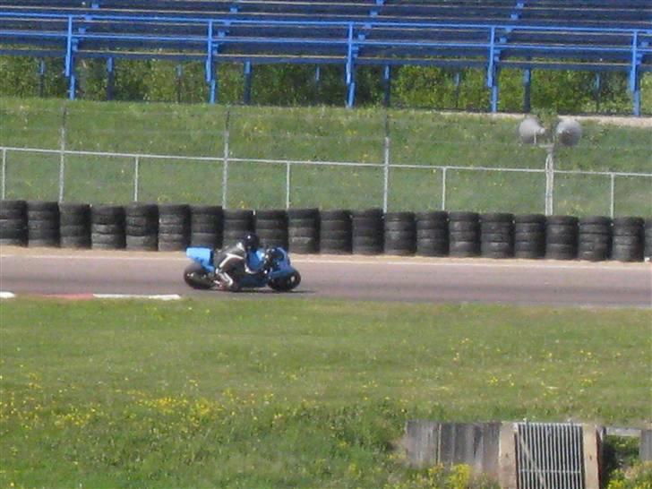 Yamaha YZF-R6 (Solgt) billede 3