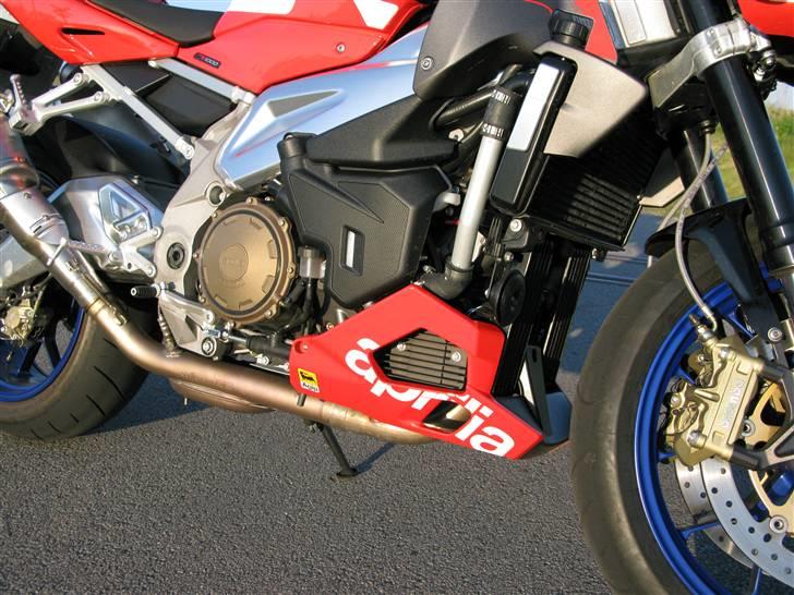 Aprilia Tuono 1000R (SOLGT) billede 6
