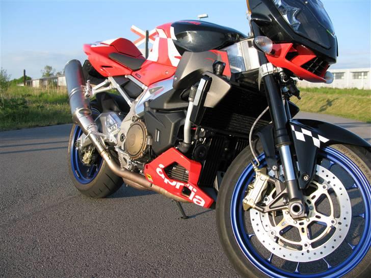 Aprilia Tuono 1000R (SOLGT) billede 8