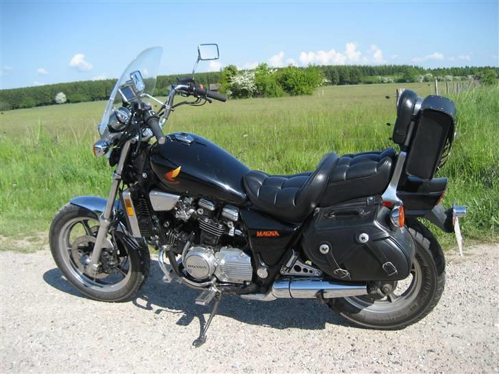 Honda VF 700  C  Magna billede 13