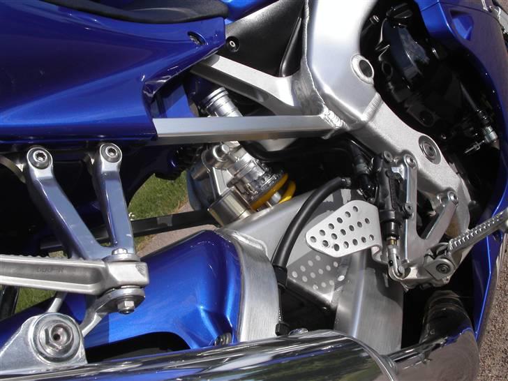 Yamaha YZF-R1 billede 18