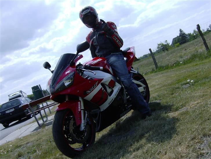 Yamaha yzf r1..... SOLGT. billede 7