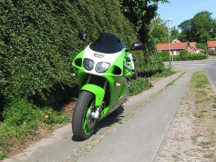 Kawasaki ZX7R Cup Edition "SOLGT " billede 1