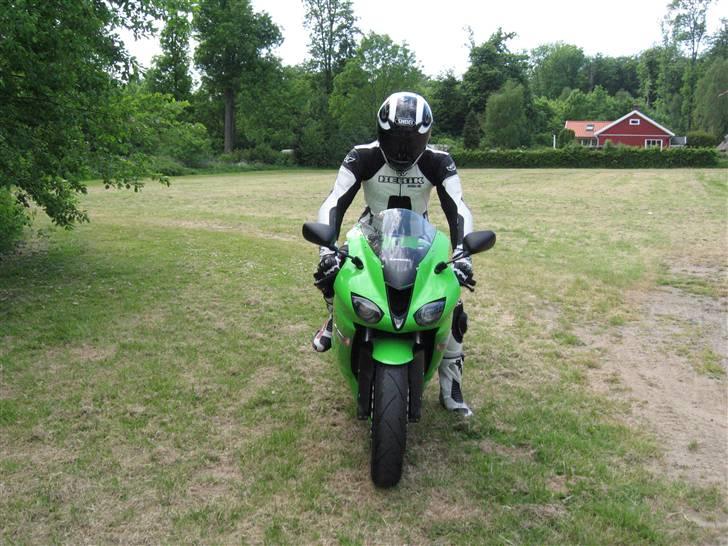 Kawasaki zx6r (SOLGT) billede 9