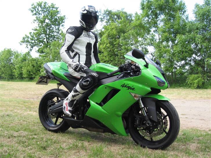 Kawasaki zx6r (SOLGT) billede 11