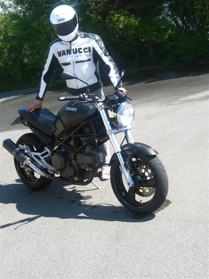 Ducati Monster 600 Dark billede 11