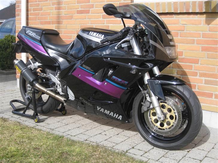 Yamaha FZR 1000 EXUP "SOLGT" billede 3