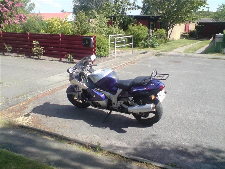 Suzuki gsx 1300r r hayabusa (solgt) billede 6