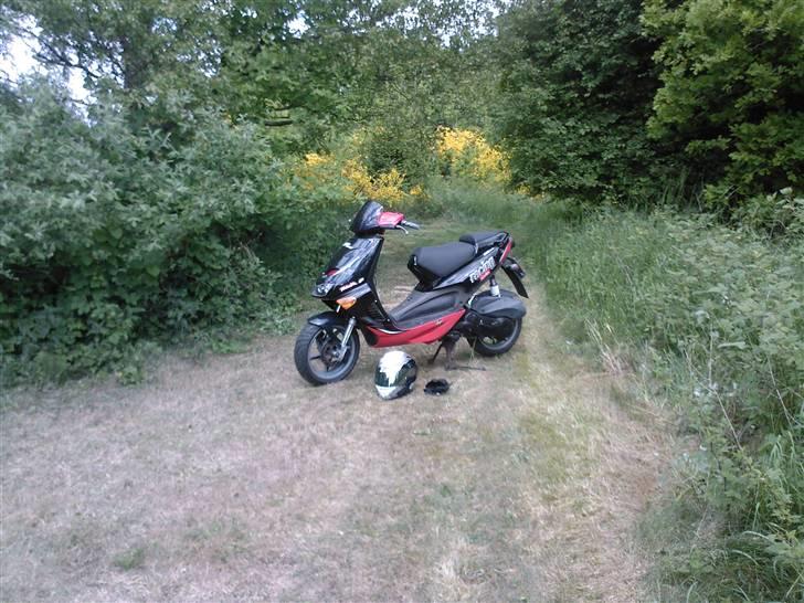 Aprilia sr 125 billede 1