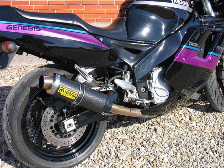 Yamaha FZR 1000 EXUP "SOLGT" billede 7