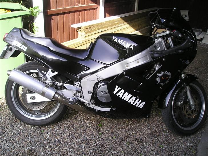 Yamaha FZR 1000 - 2007-08 billede 3