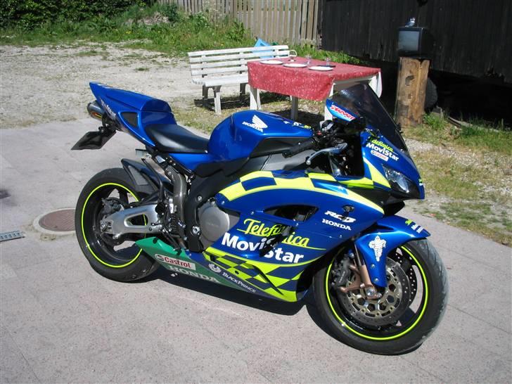 Honda cbr 1000 RR MOVIESTAR billede 1