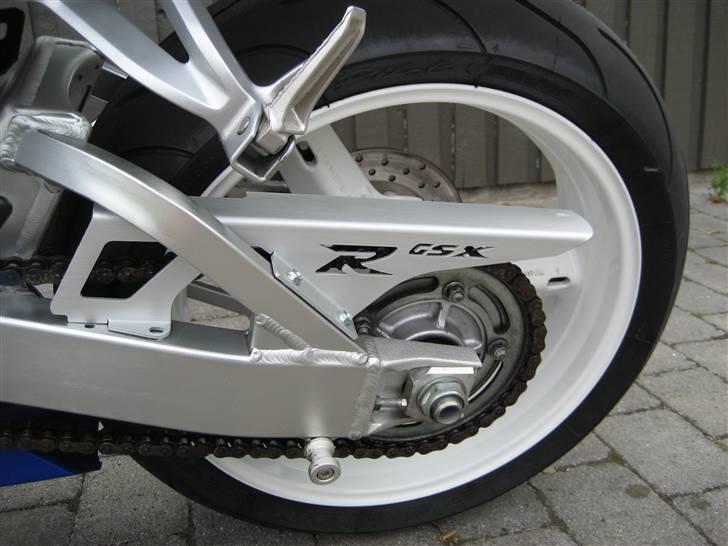 Suzuki Gsx-R 750 K2 #Stjålet# - så kom min nye kædeskærm på... billede 8