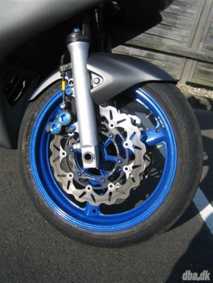 Yamaha R6 Baneged (solgt) billede 2