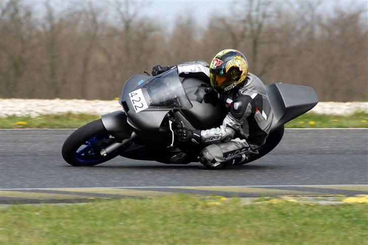 Yamaha R6 Baneged (solgt) - Fra Pannonia april 2008 billede 7