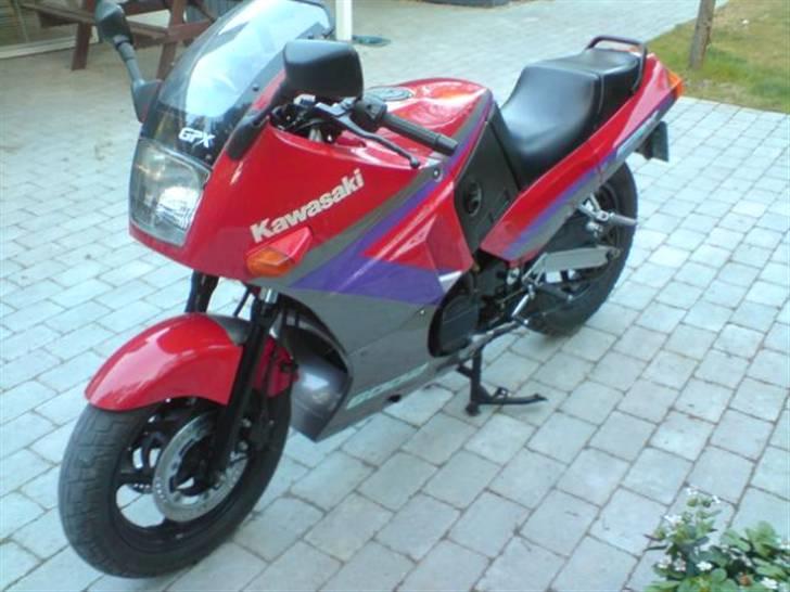 Kawasaki GPX 600R billede 3
