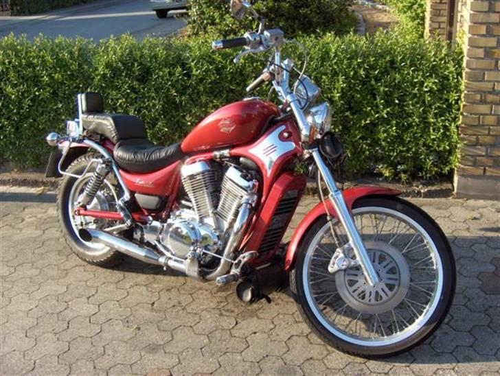 Suzuki VS 800 Intruder billede 11