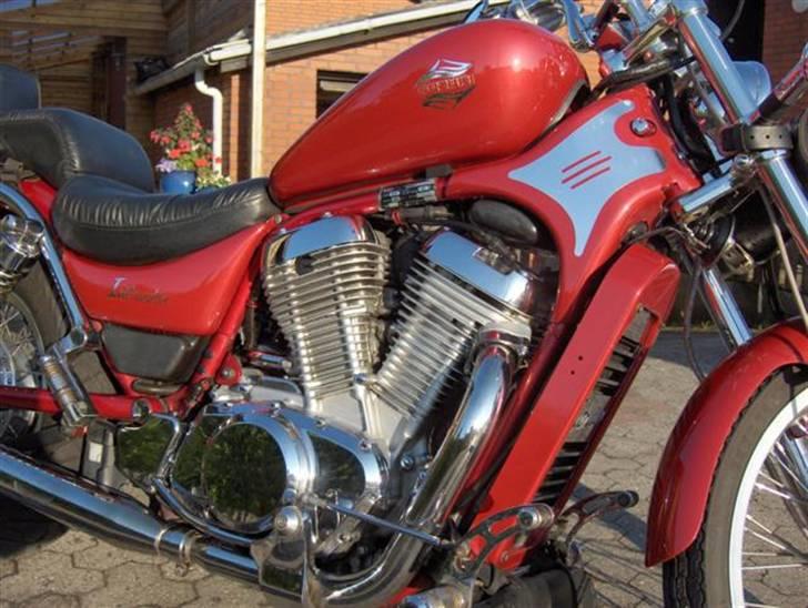 Suzuki VS 800 Intruder billede 16