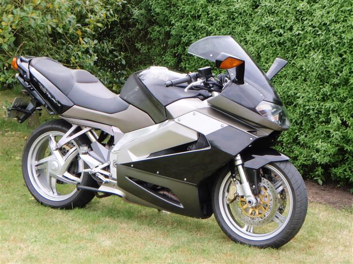 Aprilia RST 1000 Futura billede 7