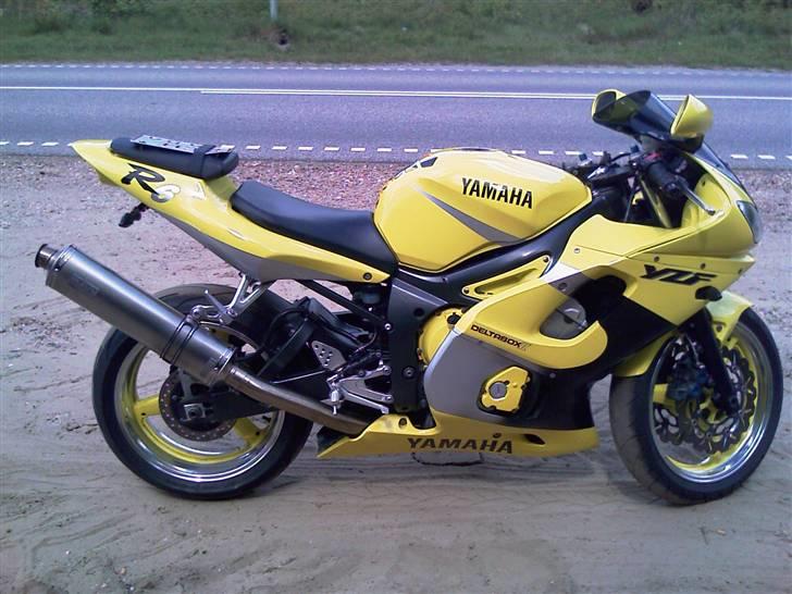 Yamaha yzf r6 billede 5