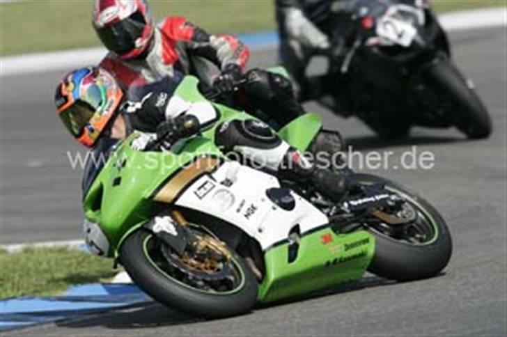 Kawasaki ZX-6RR - Fra Hockenheim, Tyskland billede 11