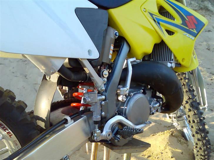 Suzuki RM125k8 *Stjålet* billede 6