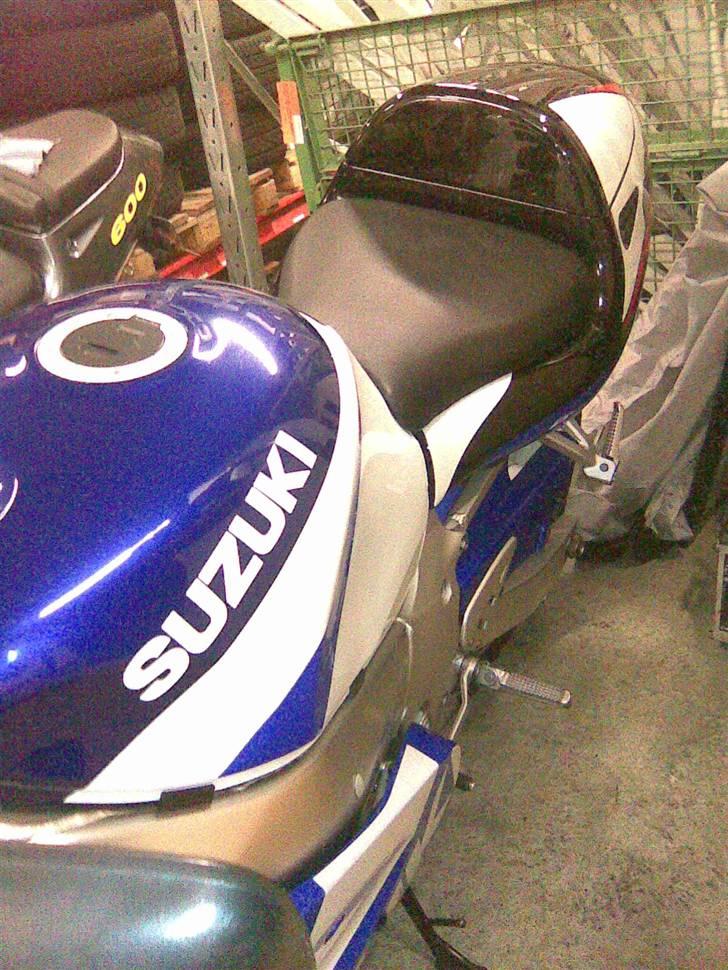 Suzuki GSX-R 600 *Stjålet 20/4* billede 10