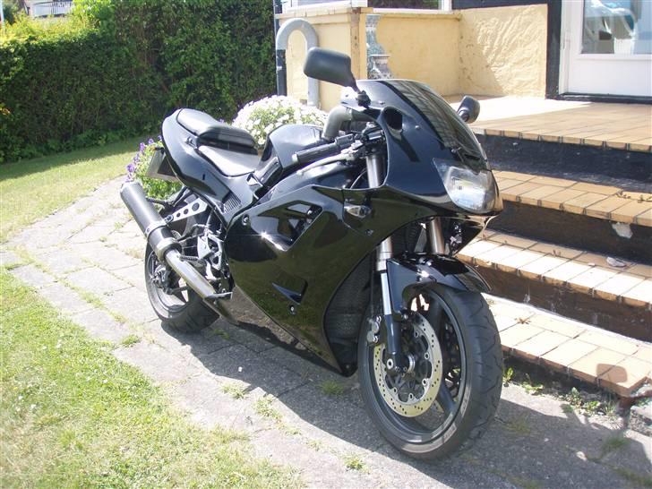 Kawasaki Zxr 400  (Solgt) billede 3