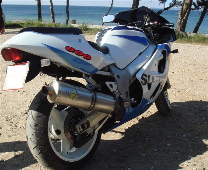 Suzuki GSX-R 600 SÆLGES billede 2