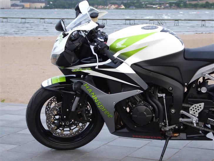 Honda CBR 600 RR HANNSPREE  billede 1