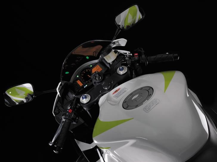 Honda CBR 600 RR HANNSPREE  billede 11