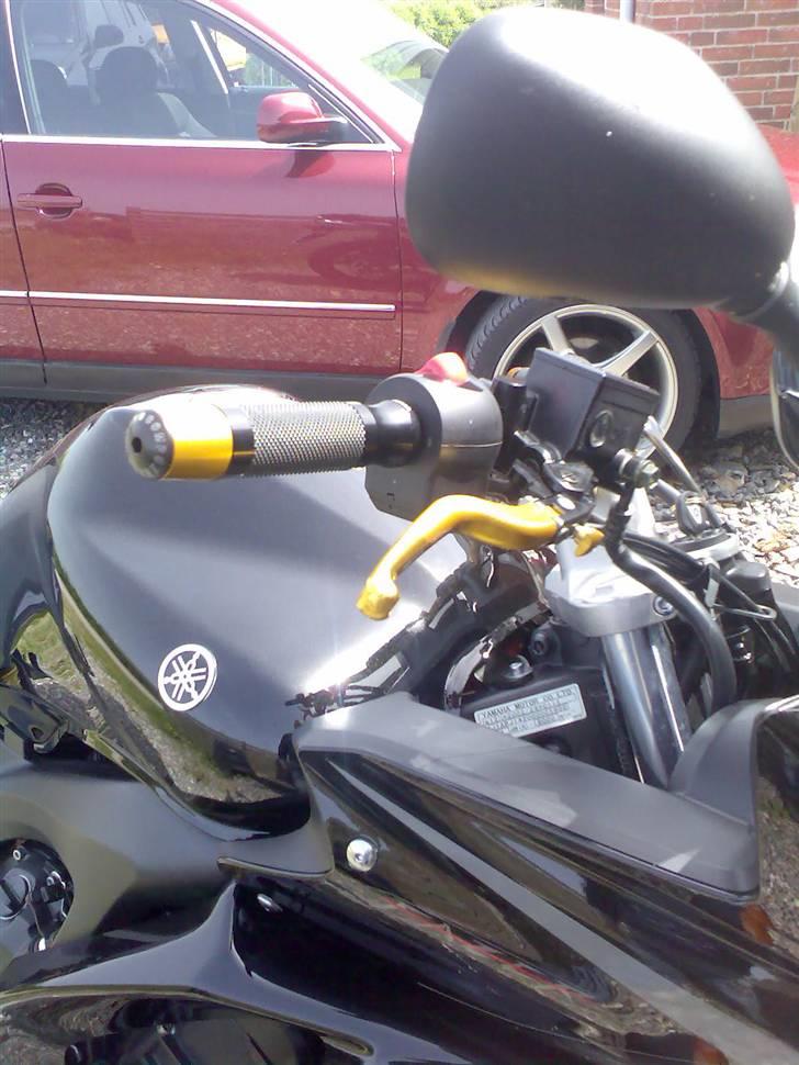 Yamaha fz6-s2 solgt - så kom der nyt styr og lidt Risoma.... billede 8