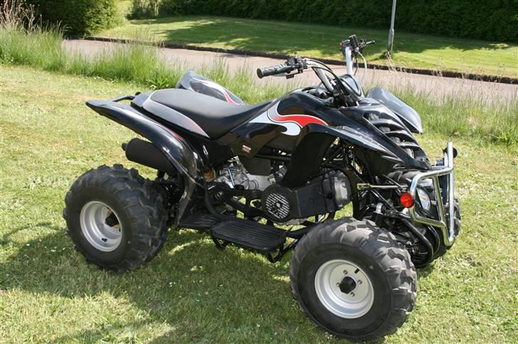 Universal 200cc Solgt . - med de gamle klistermærker billede 1