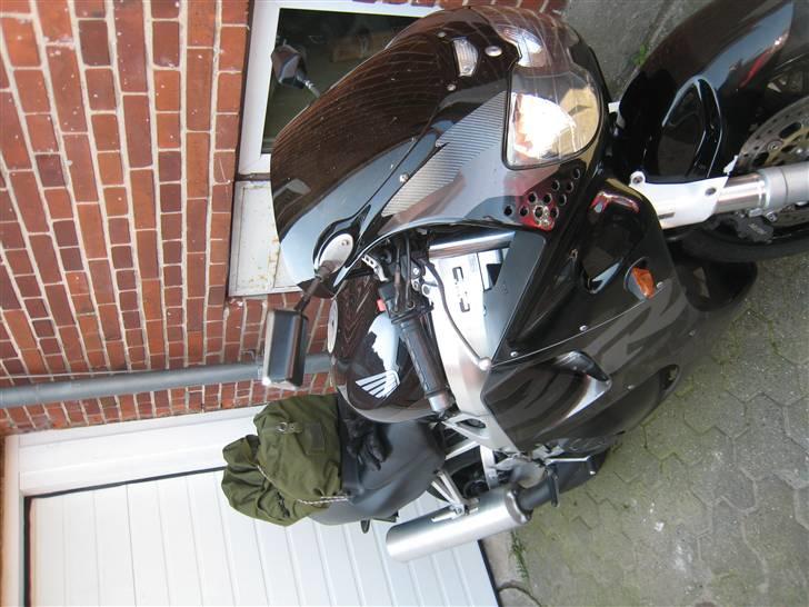 Honda CBR 900 RR Fireblade billede 4