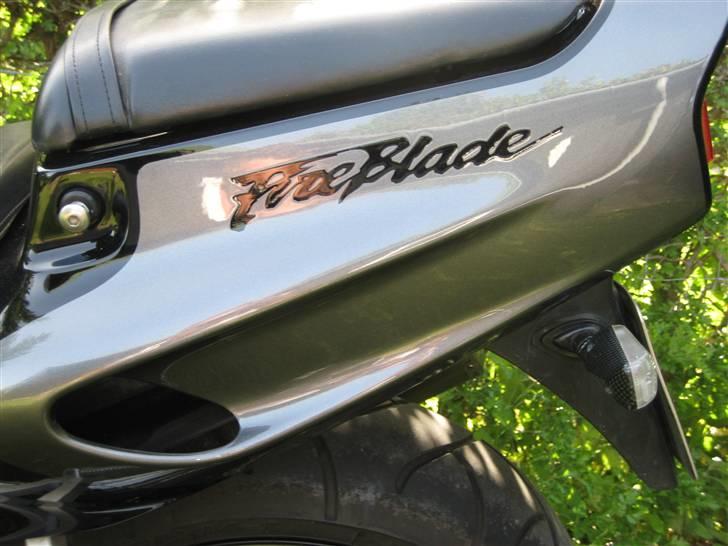 Honda CBR 900 RR - SOLGT-  billede 5