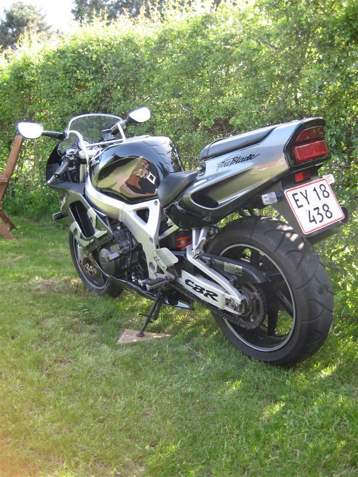 Honda CBR 900 RR - SOLGT-  billede 11