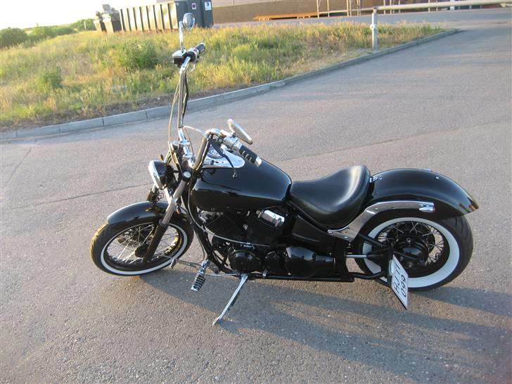 Yamaha XVS 650 (SOLGT) - Sådan kom den til at se ud i 2008, efter lidt vinterarbejde.... billede 4