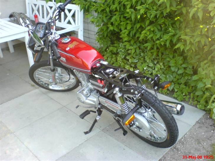 Haojin HJ 125 / Ophugget Tyren´s - Alt er sprøjtet. Og smurt billede 5