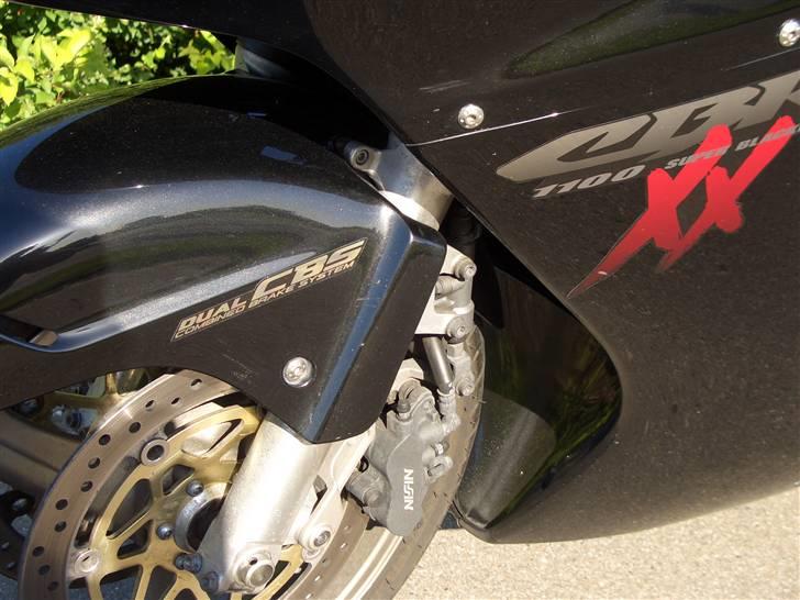 Honda CBR 1100 XX Blackbird billede 12